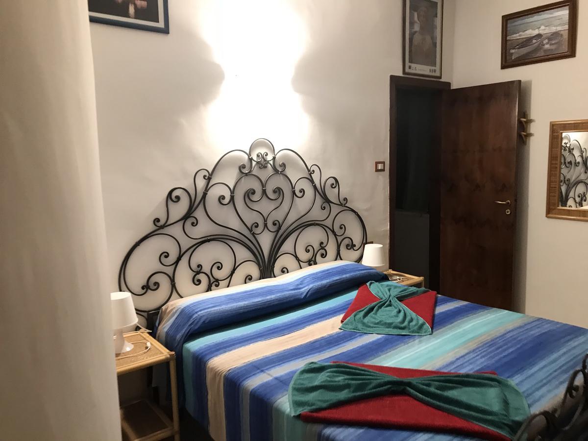 Casa Elvira Bed & Breakfast Isola Di Capo Rizzuto Dış mekan fotoğraf