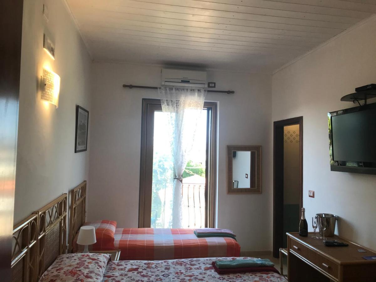 Casa Elvira Bed & Breakfast Isola Di Capo Rizzuto Dış mekan fotoğraf